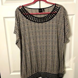 Rafaella Women’s blouse round knock with knotted detail